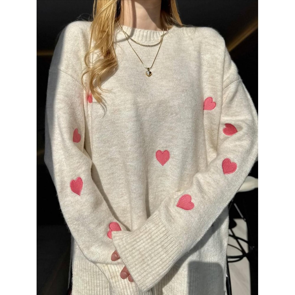 Triko Kalp İşlemeli Lovely Kazak Stok Triko Kalp İşlemeli Lovely Kazak Stok